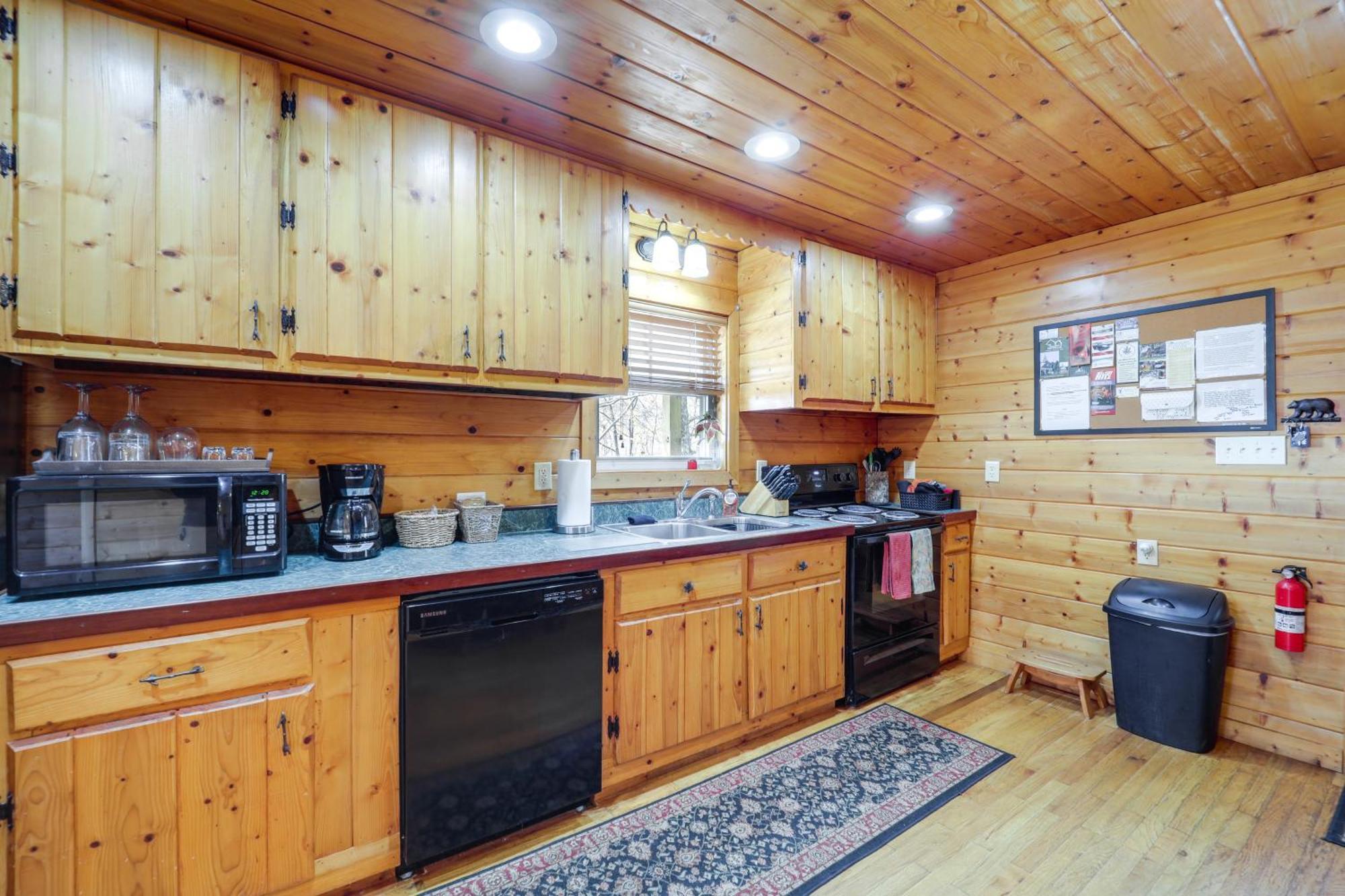 Secluded Lenoir Cabin 4 Mi To Dtwn Blowing Rock Bagian luar foto